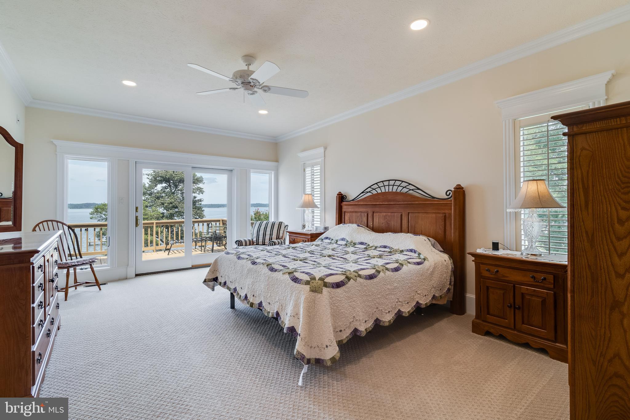 QUEEN TREE LANDING - Residential