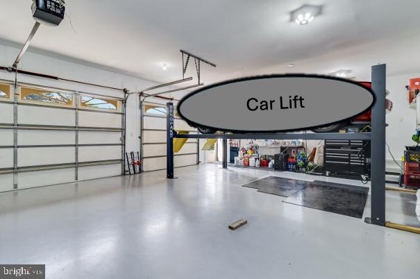 QUEEN TREE LANDING - Residential