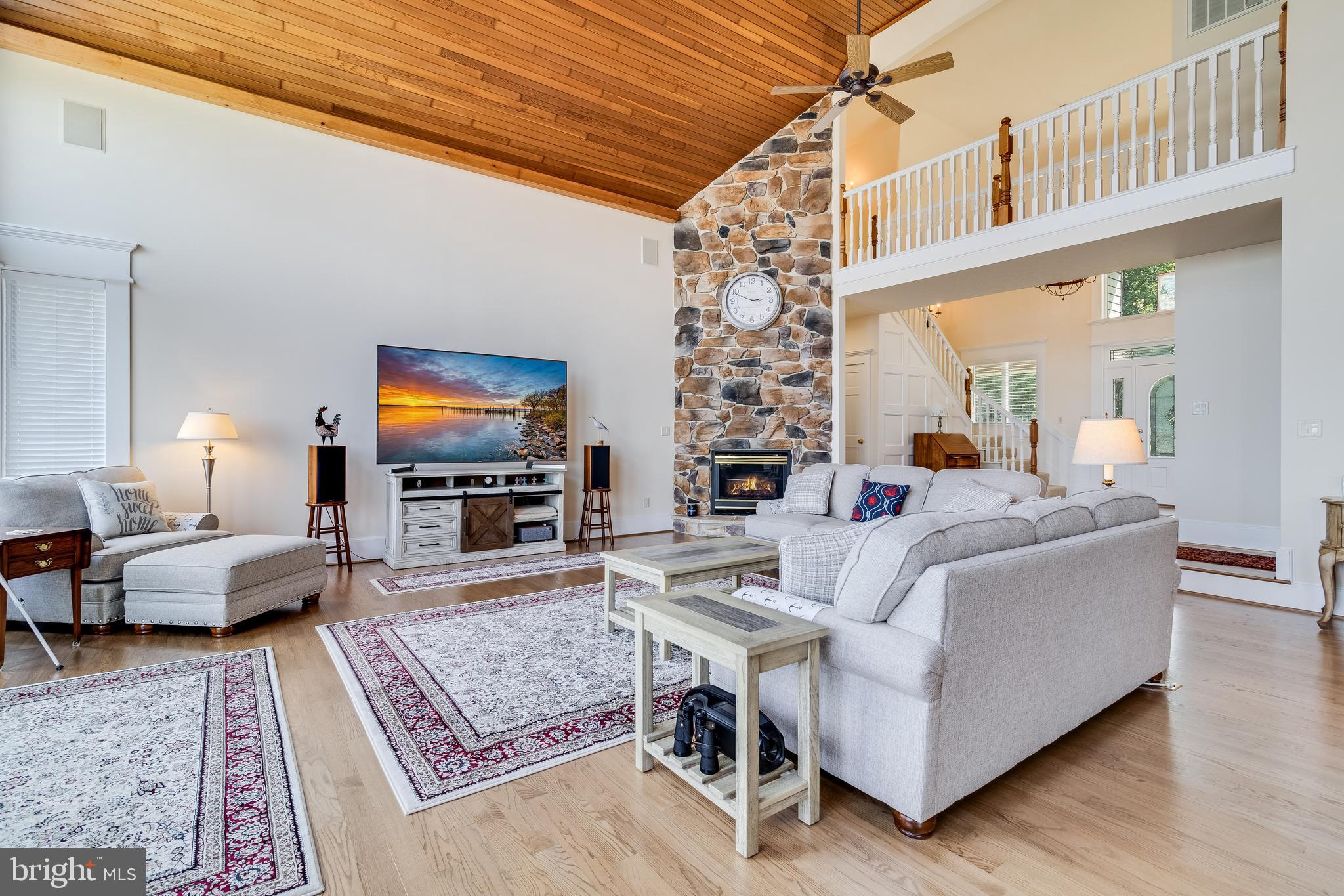 QUEEN TREE LANDING - Residential