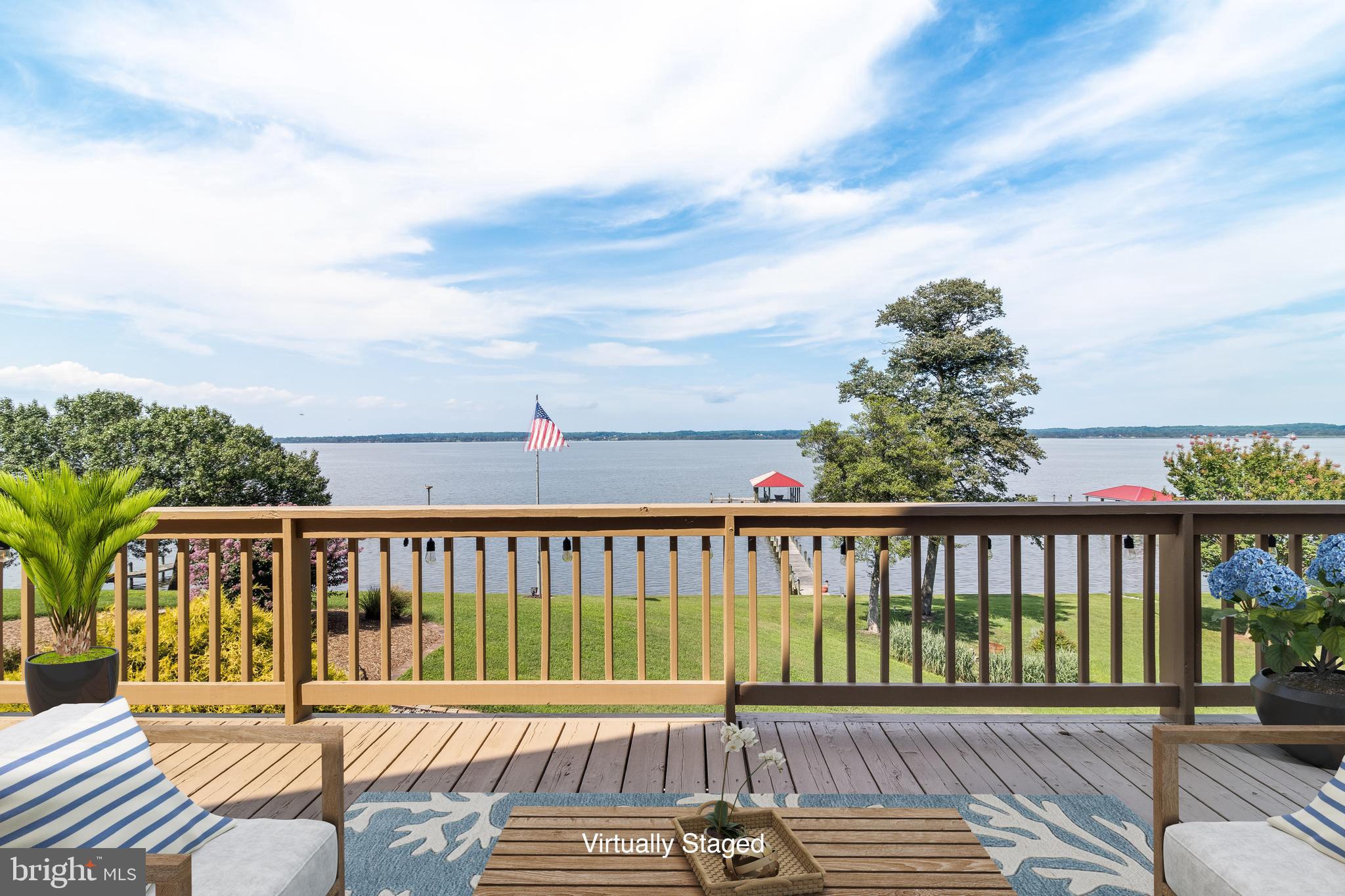 QUEEN TREE LANDING - Residential