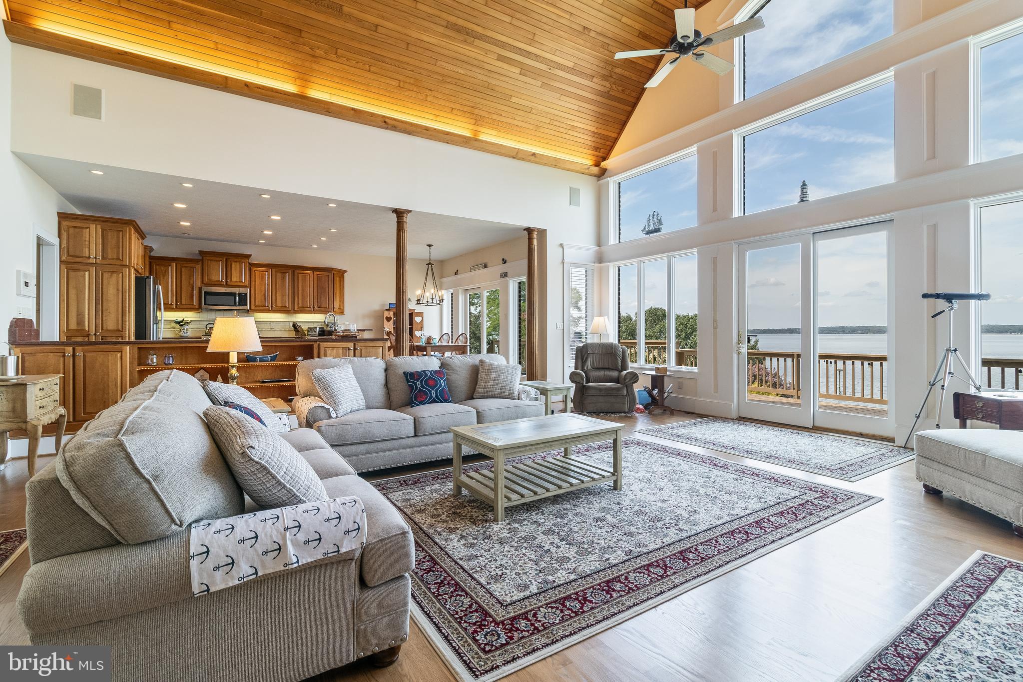 QUEEN TREE LANDING - Residential