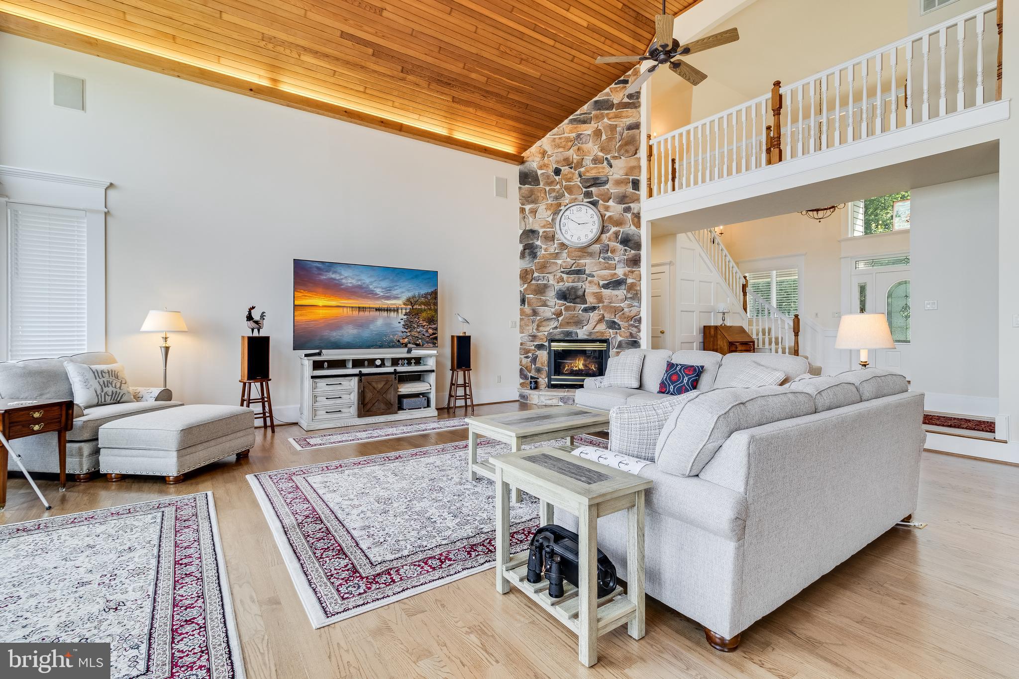 QUEEN TREE LANDING - Residential