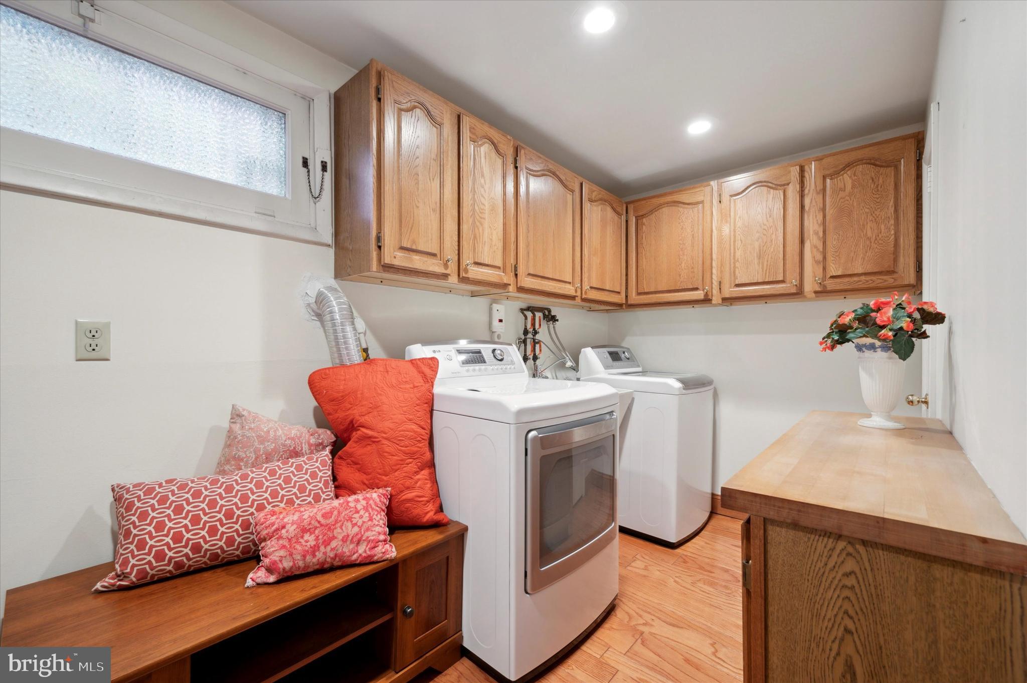 WASHINGTON SQ WEST - Residential