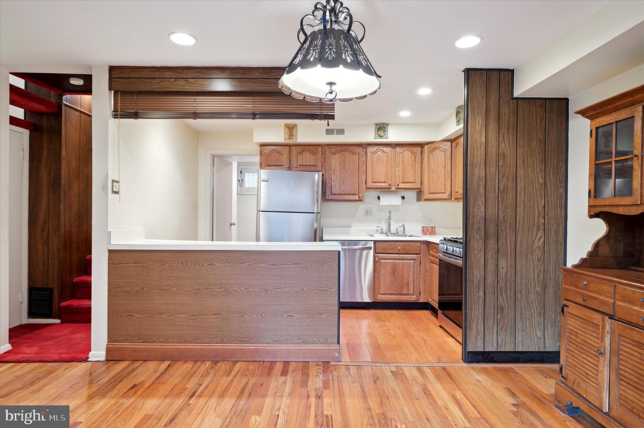 WASHINGTON SQ WEST - Residential