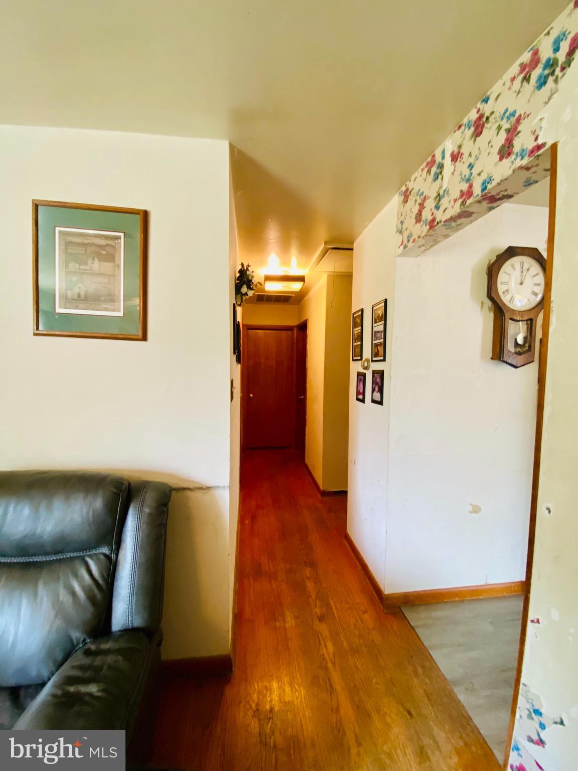 MYERSVILLE - Residential