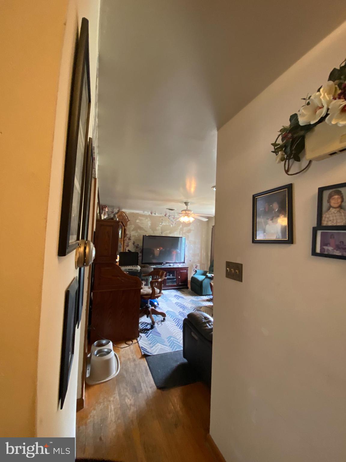 MYERSVILLE - Residential