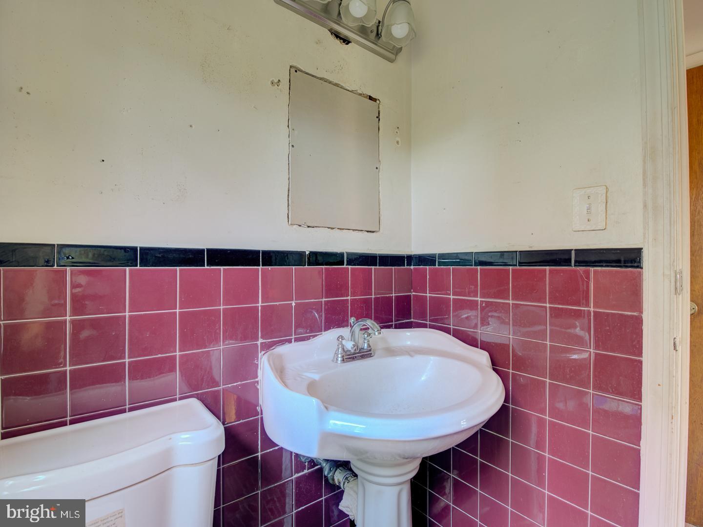 MARLOW HEIGHTS - Residential