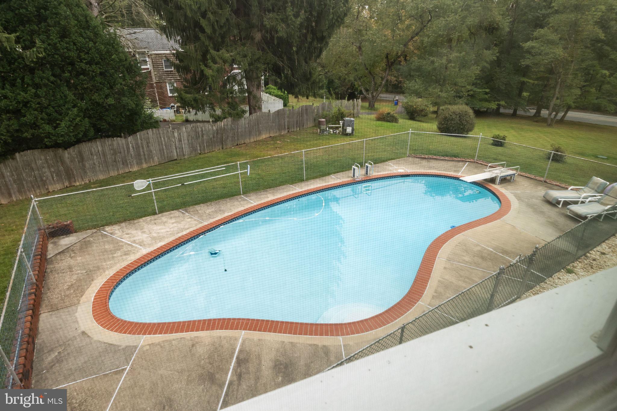 ELKINS PARK - Residential