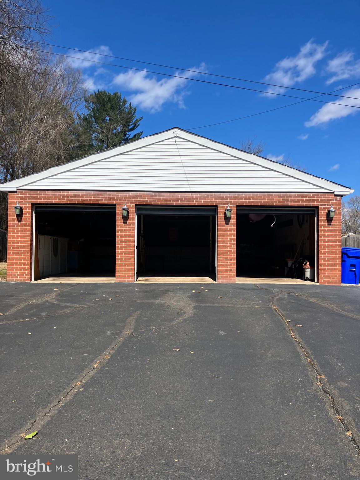 ELKINS PARK - Residential