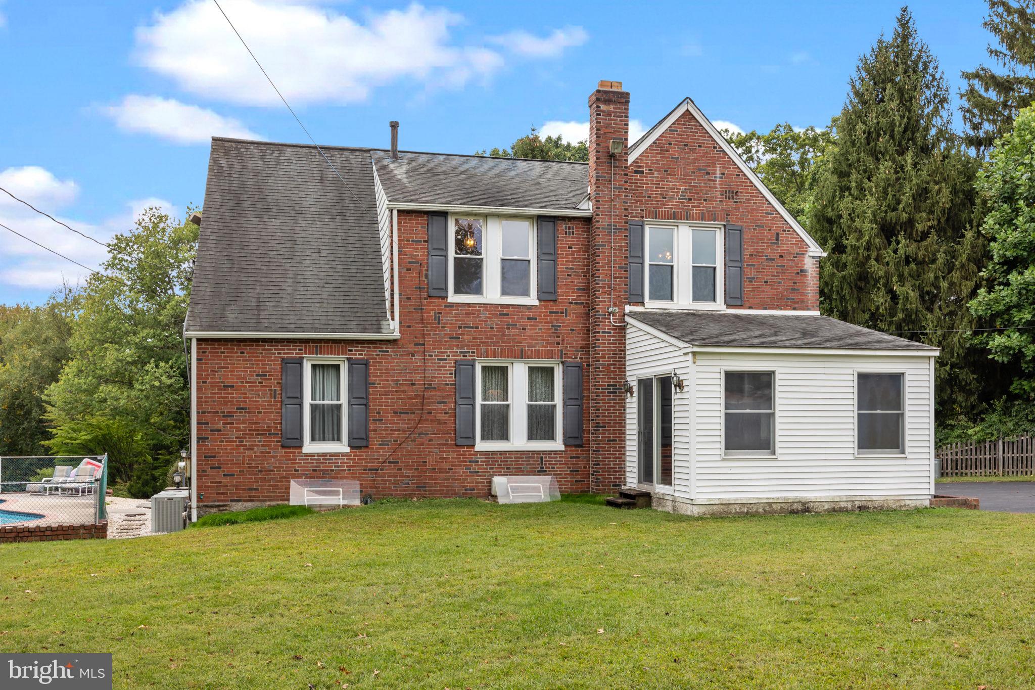 ELKINS PARK - Residential