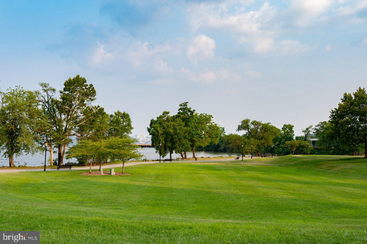 HARBOR TERRACE - Residential Lease