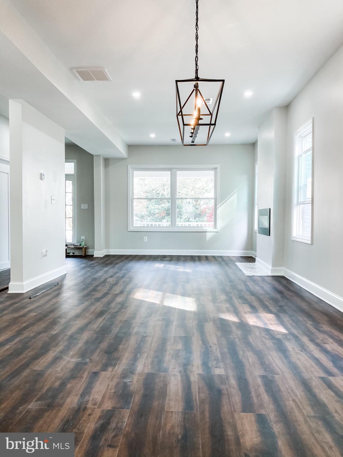 THE PLATEAU - Residential