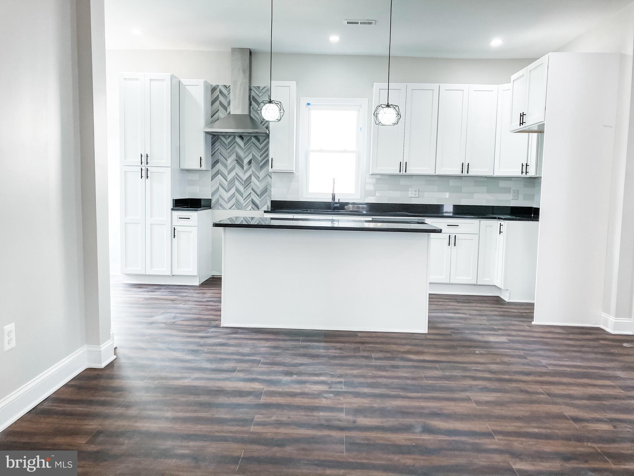 THE PLATEAU - Residential