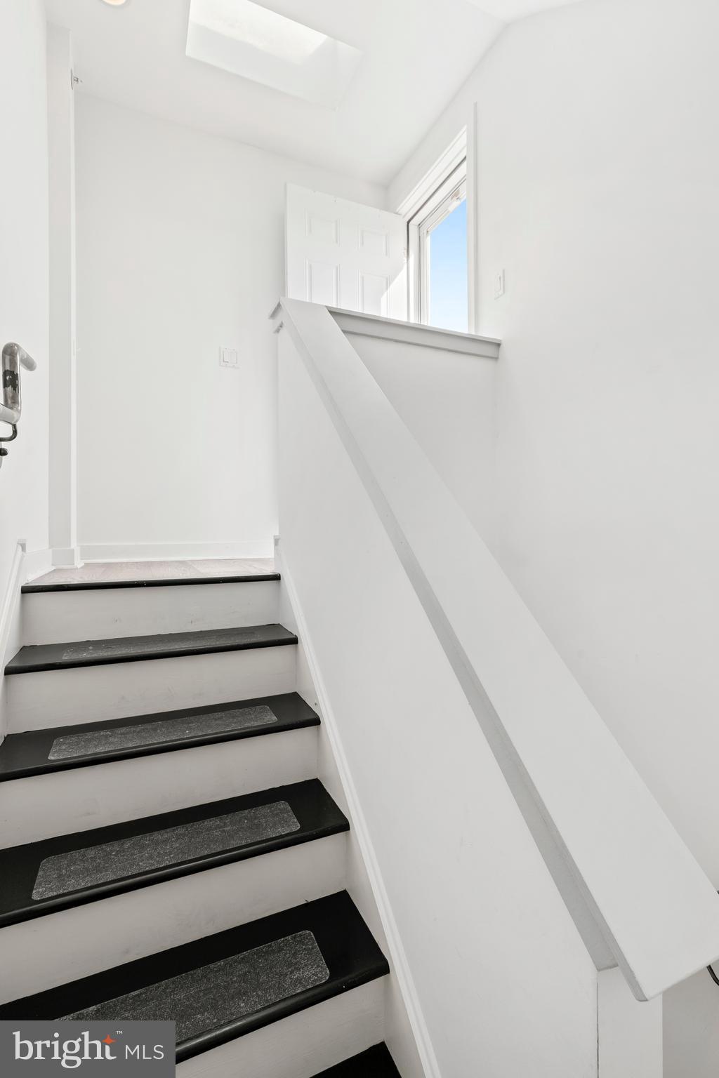 OLDE KENSINGTON - Residential