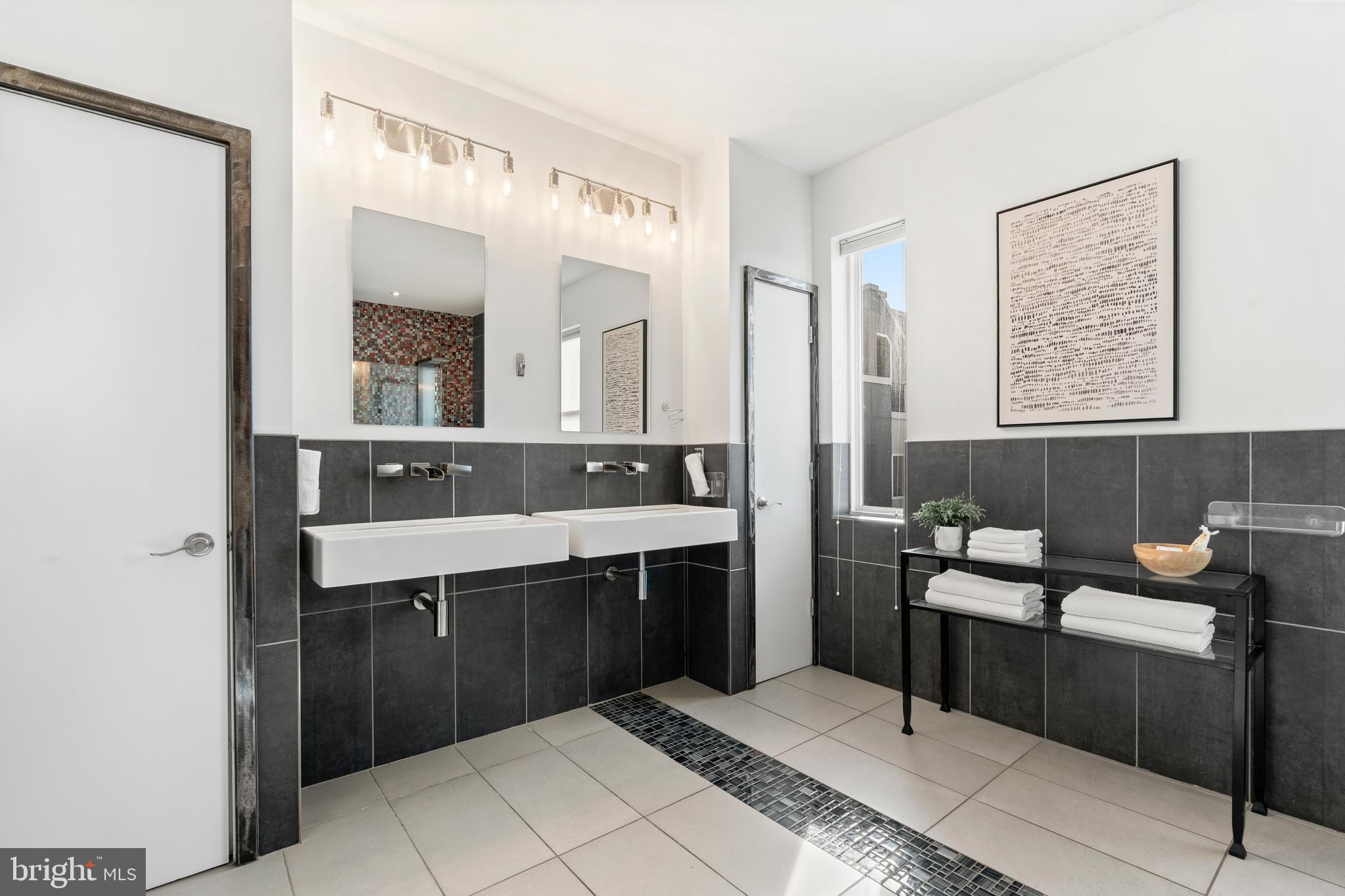 OLDE KENSINGTON - Residential