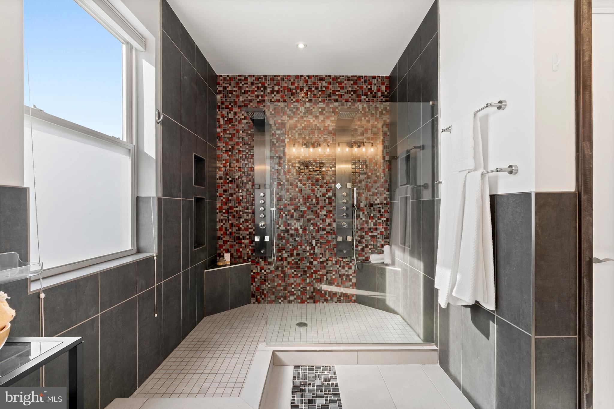 OLDE KENSINGTON - Residential