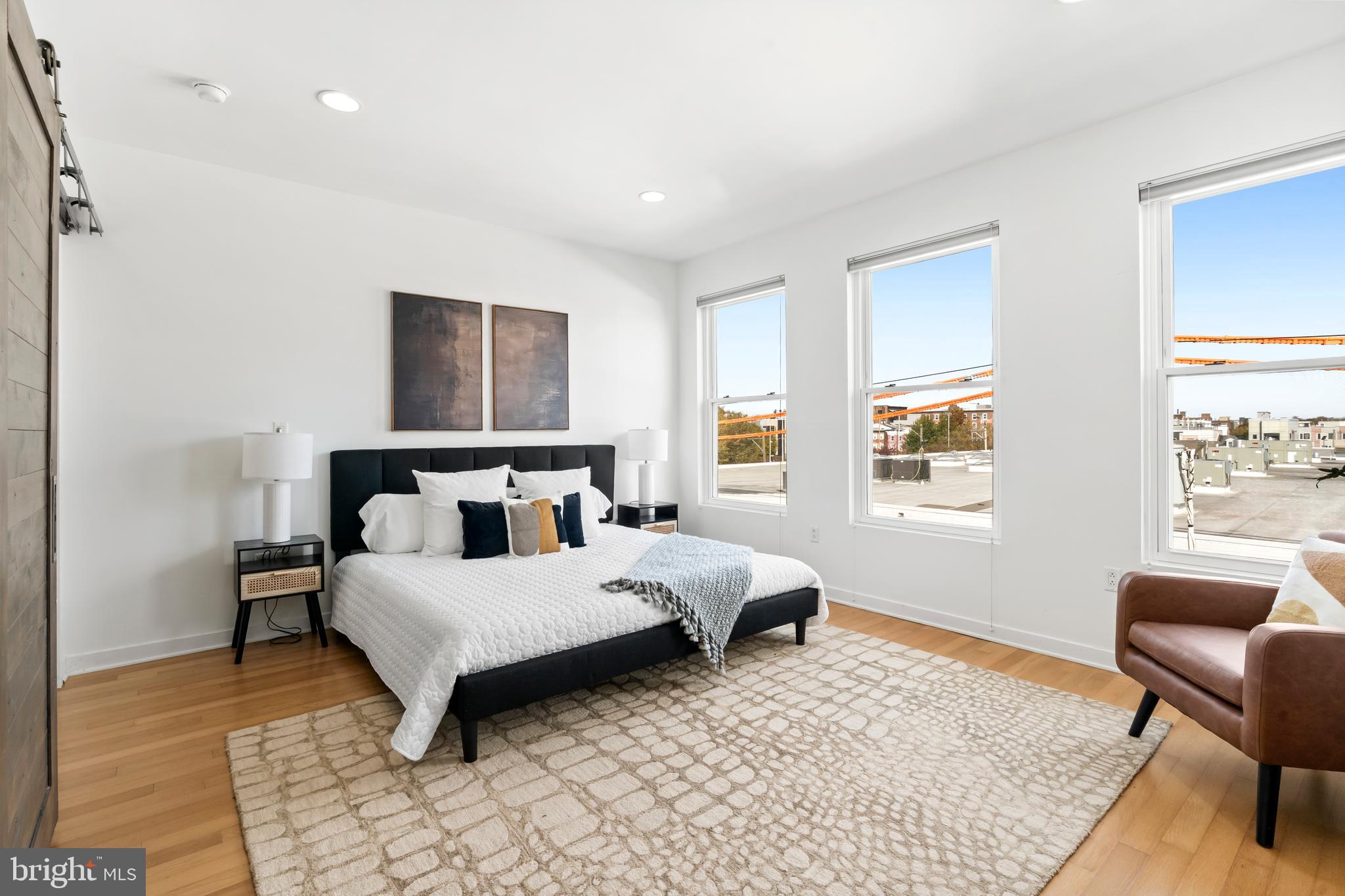 OLDE KENSINGTON - Residential