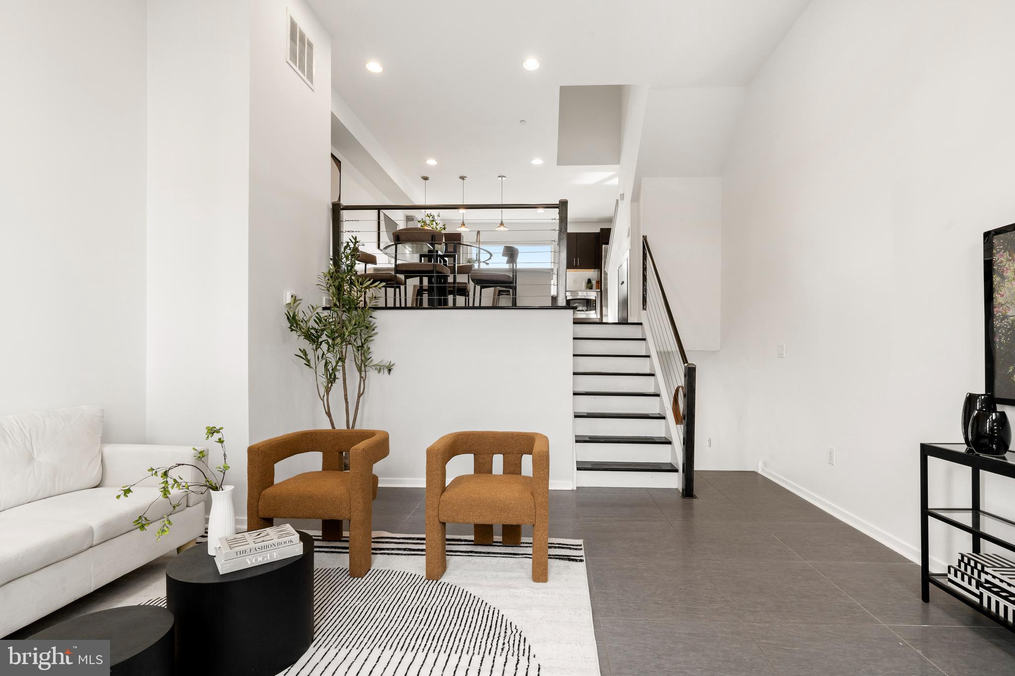 OLDE KENSINGTON - Residential