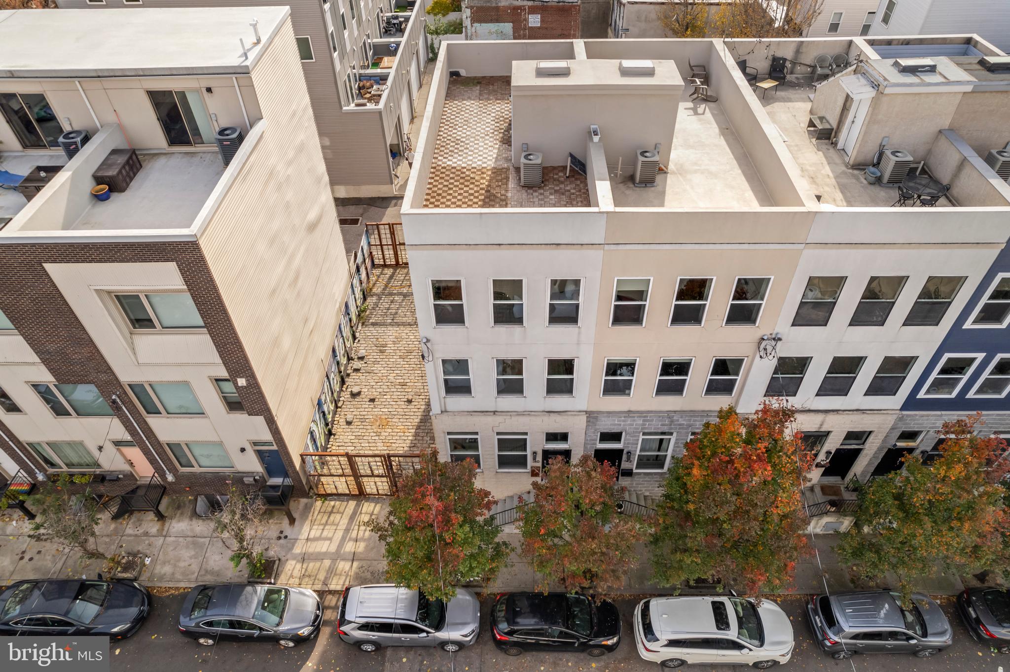 OLDE KENSINGTON - Residential