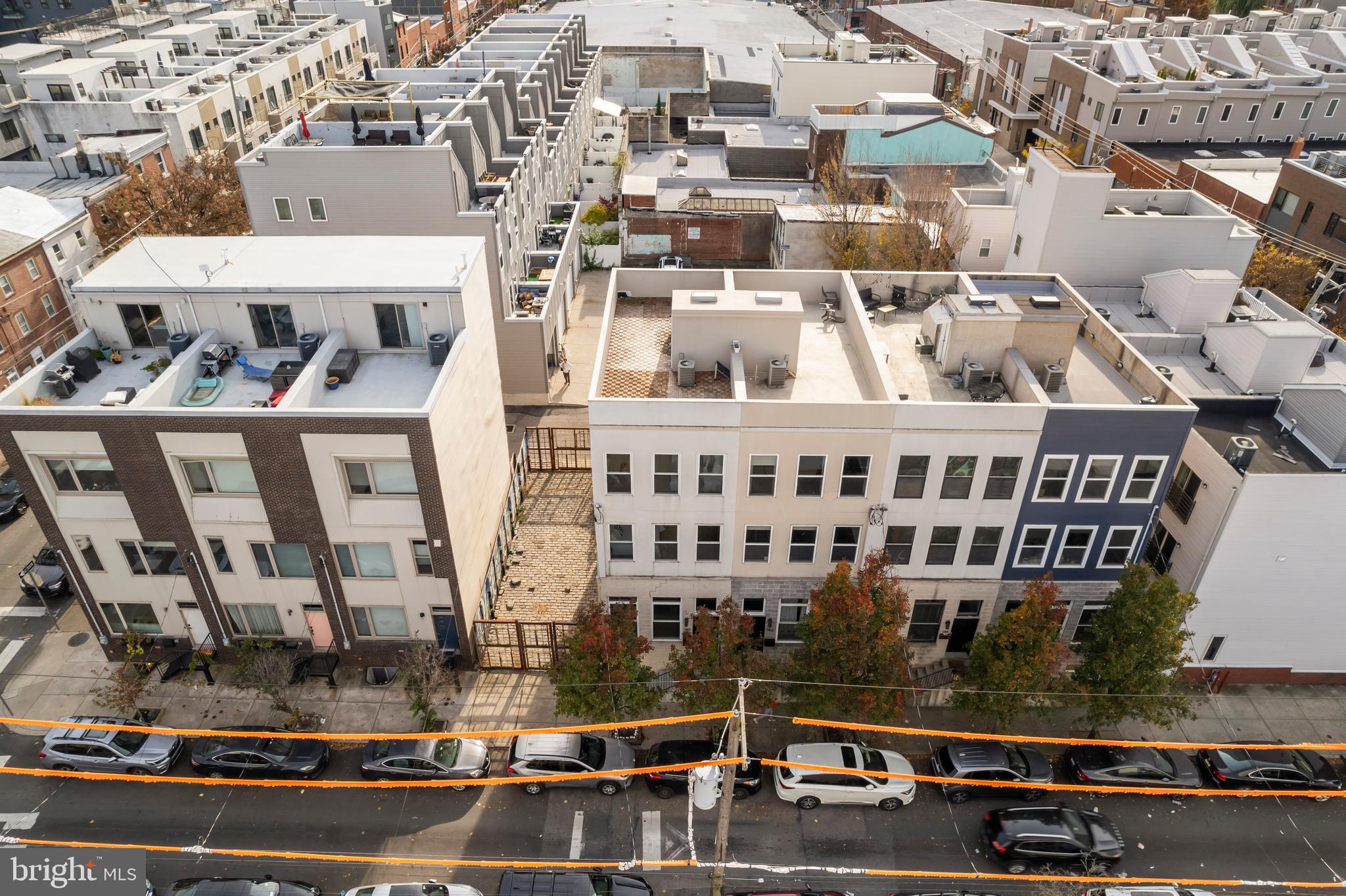 OLDE KENSINGTON - Residential