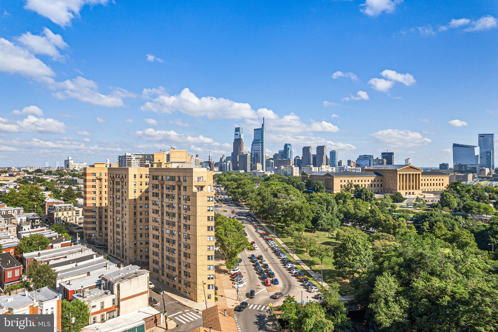 FAIRMOUNT - Residential