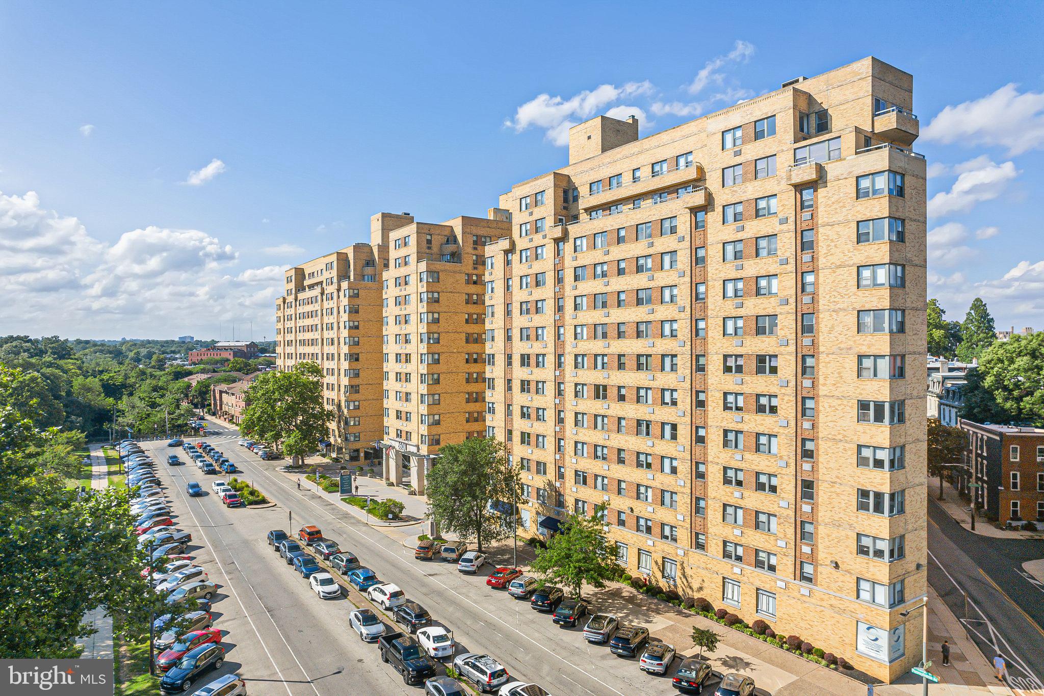 FAIRMOUNT - Residential