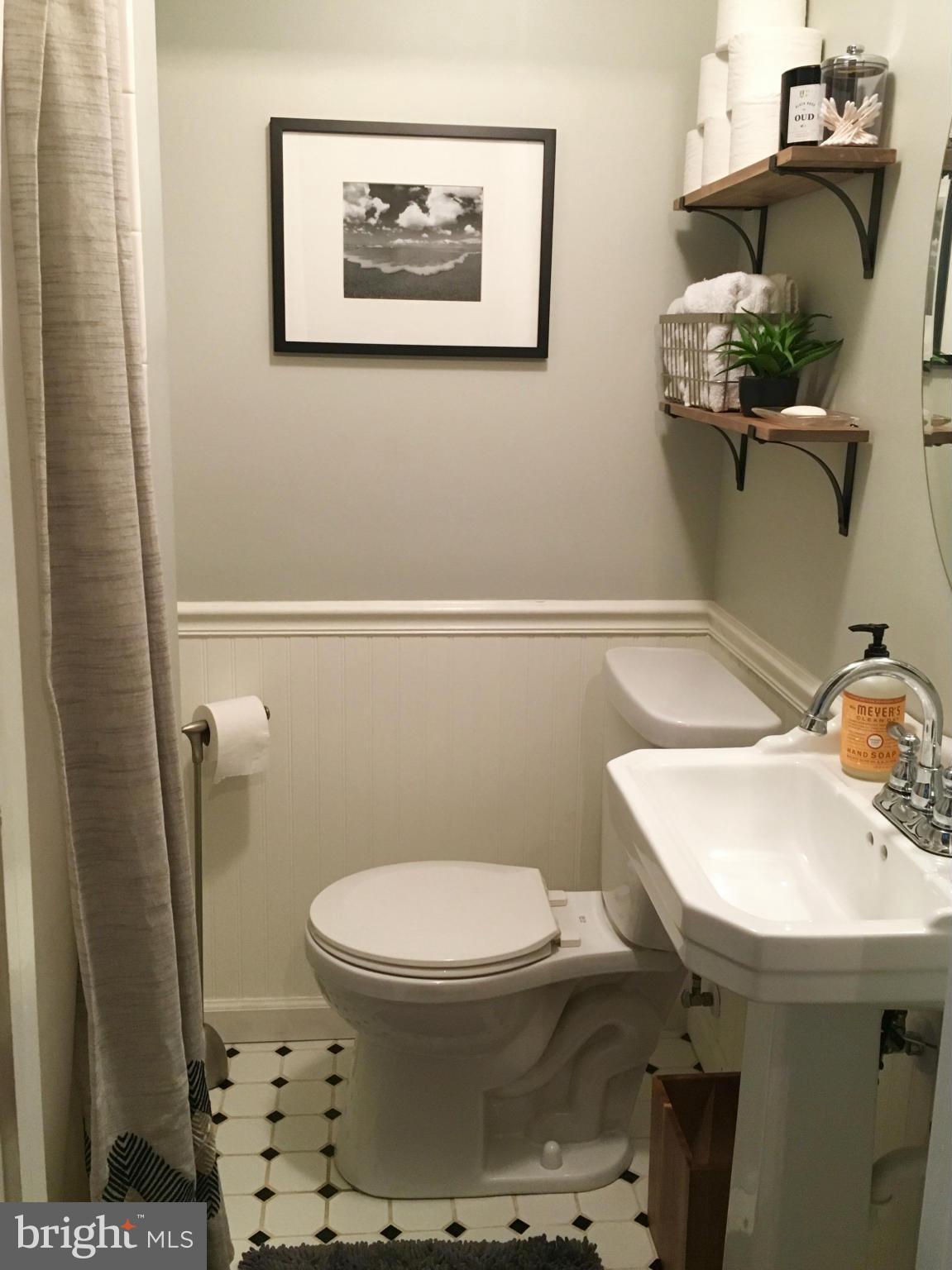 BRENTWOOD - Residential