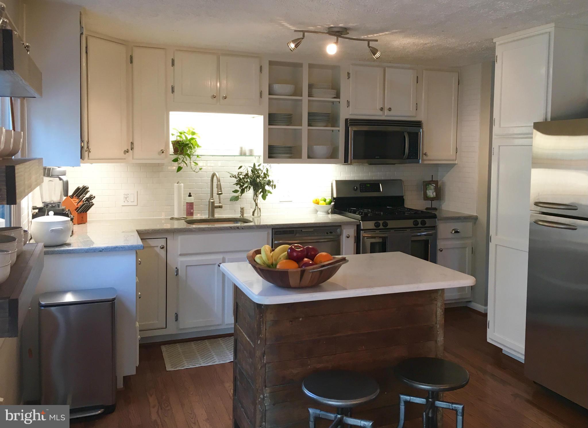 BRENTWOOD - Residential