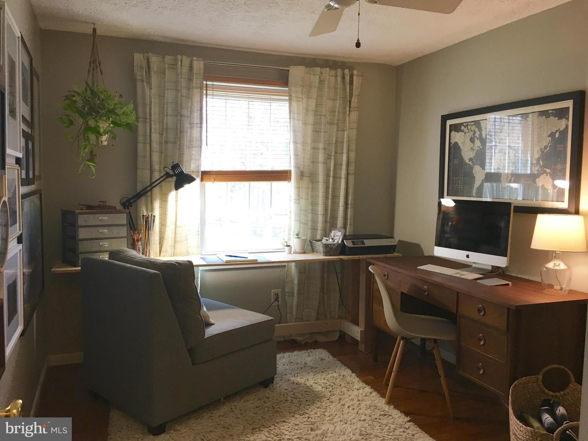 BRENTWOOD - Residential