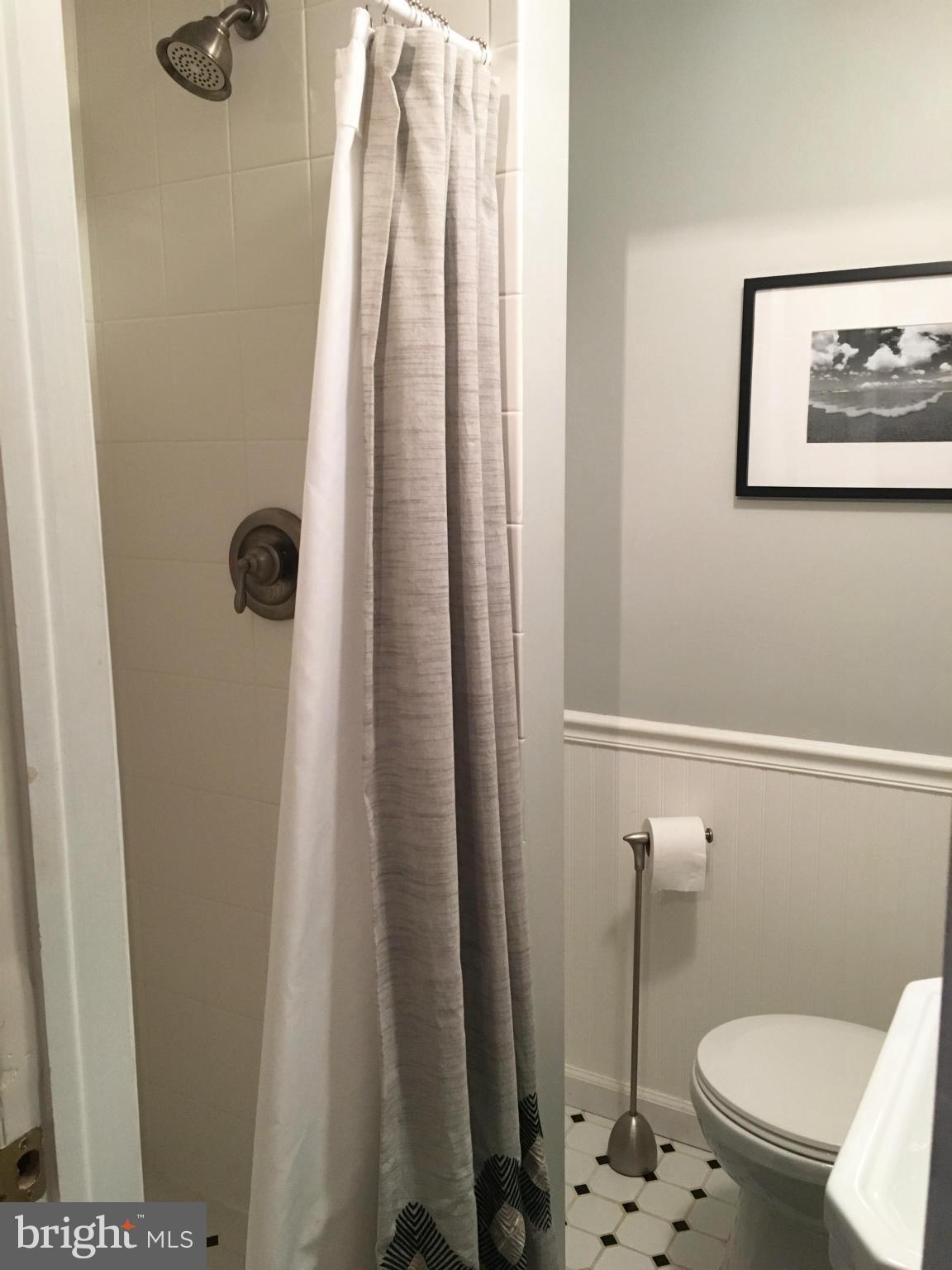 BRENTWOOD - Residential