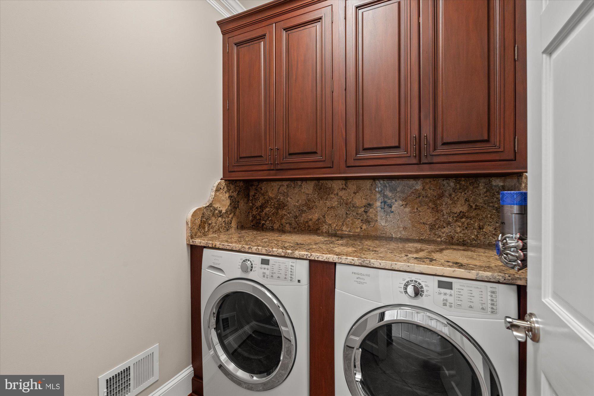 MALVERN HILL - Residential