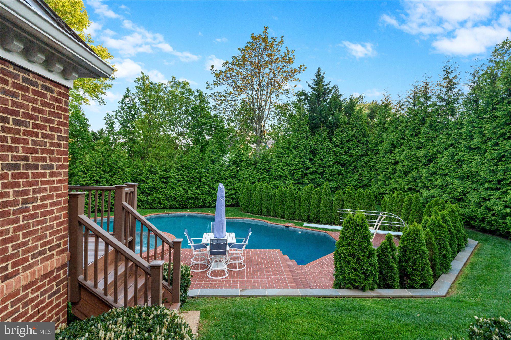 MALVERN HILL - Residential