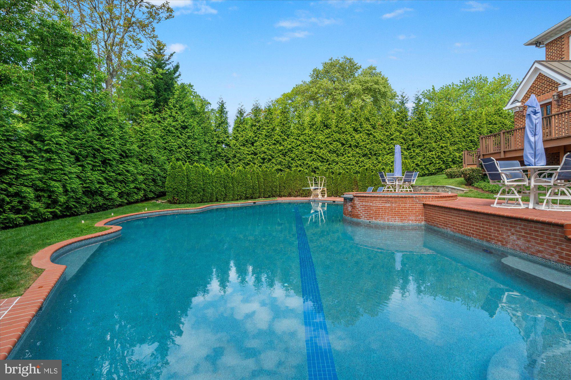 MALVERN HILL - Residential