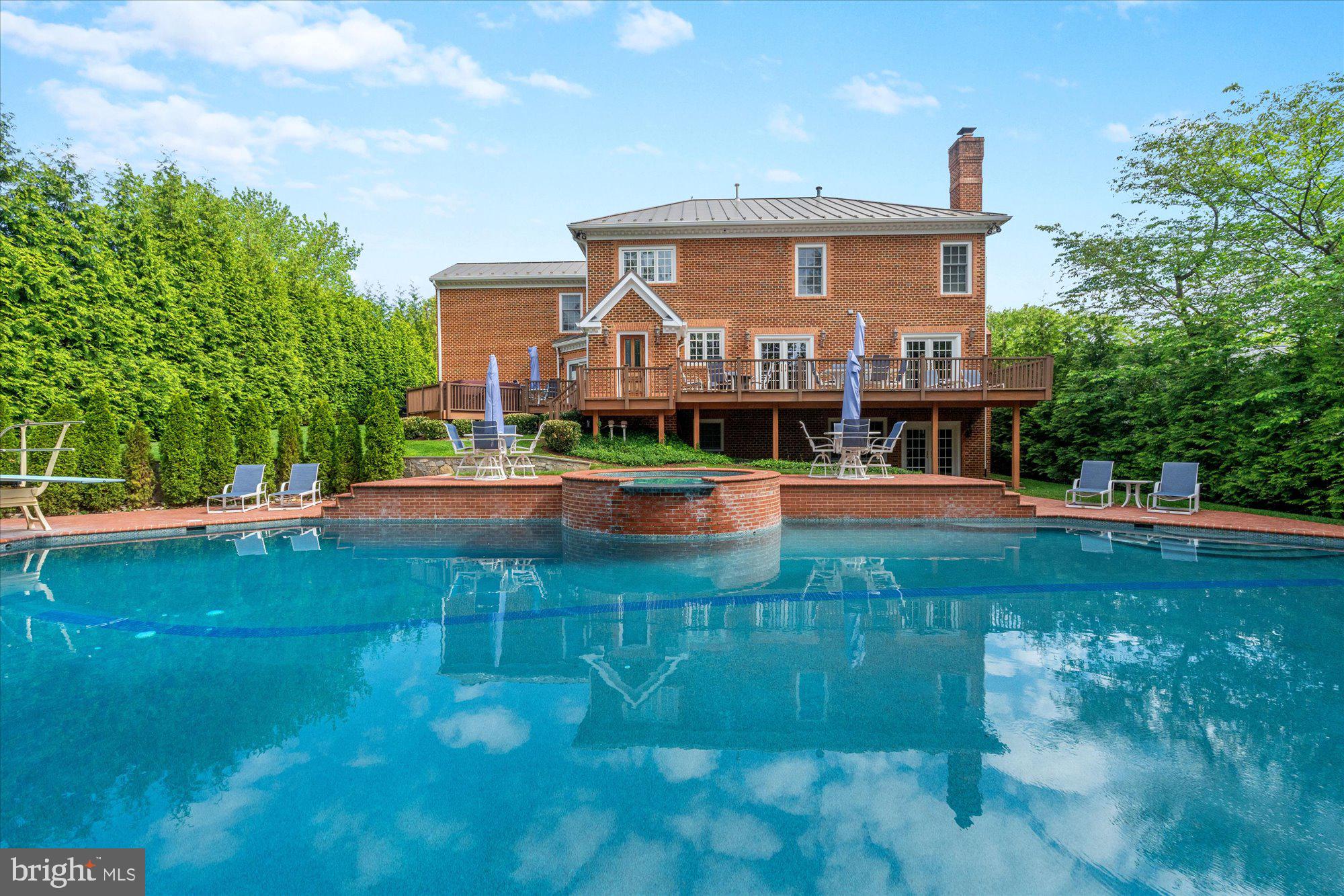 MALVERN HILL - Residential