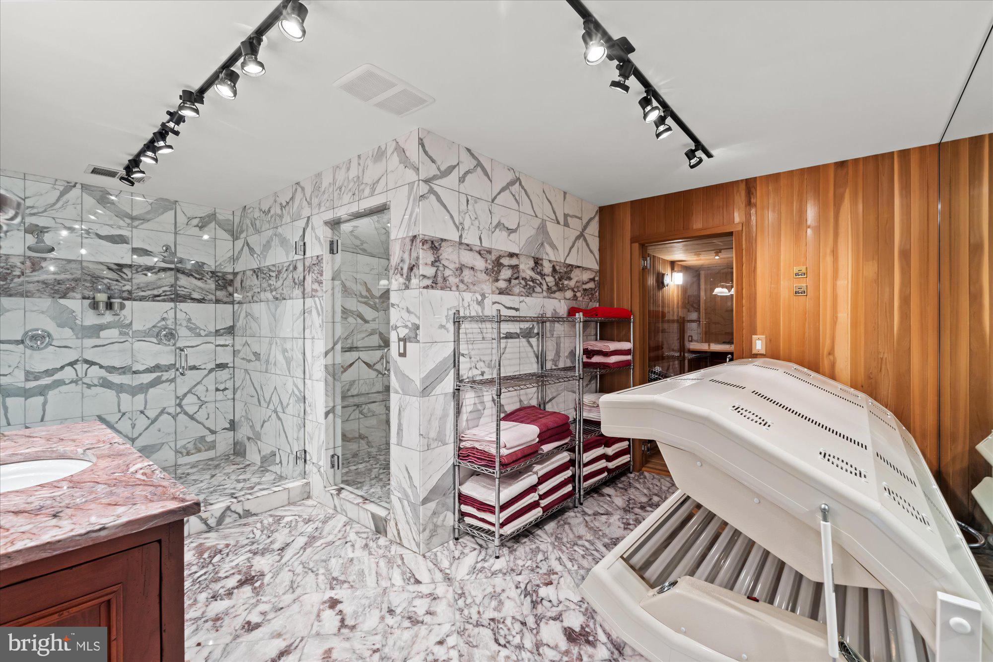 MALVERN HILL - Residential