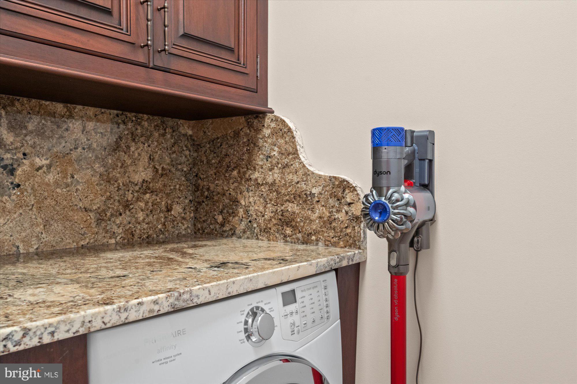 MALVERN HILL - Residential