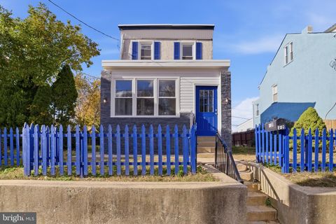 Photo of 3320 W 3rd Street, MARCUS HOOK, PA 19061 (MLS # PADE2103612)