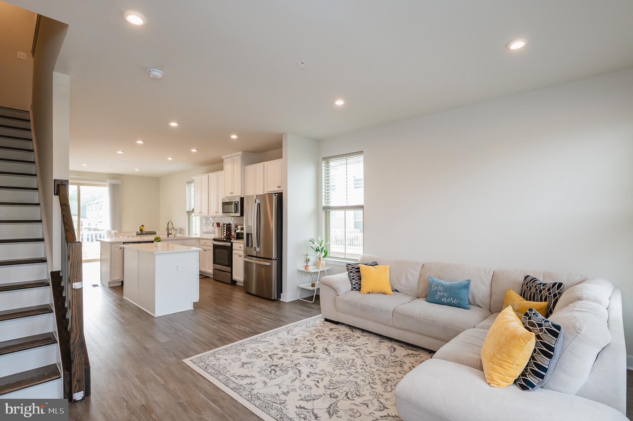 OLDHAM CROSSING - Residential