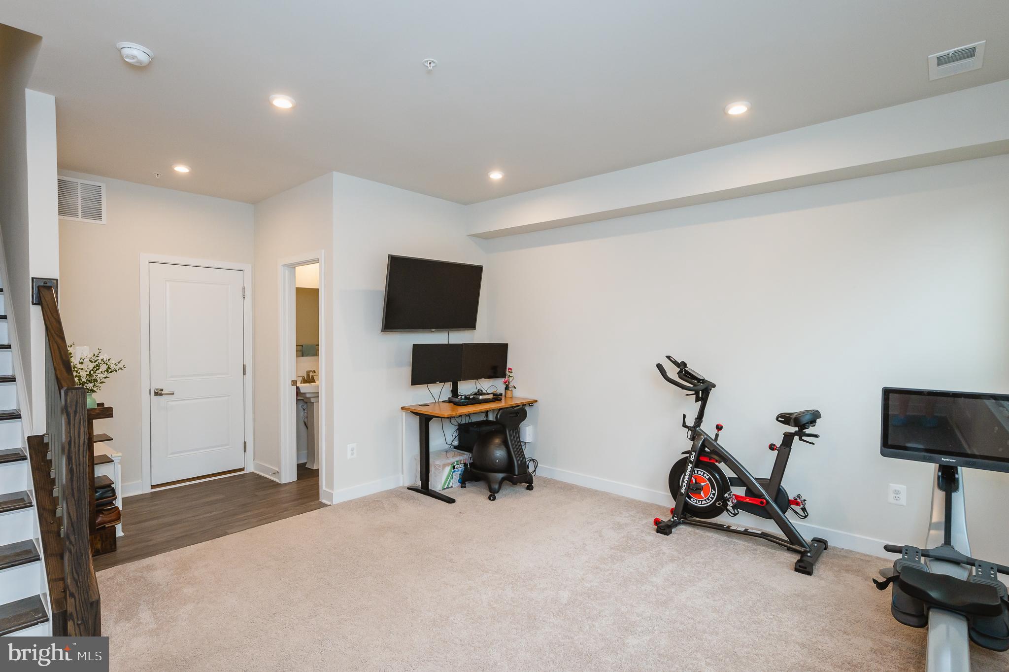 OLDHAM CROSSING - Residential