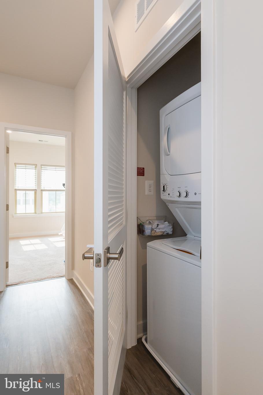 OLDHAM CROSSING - Residential