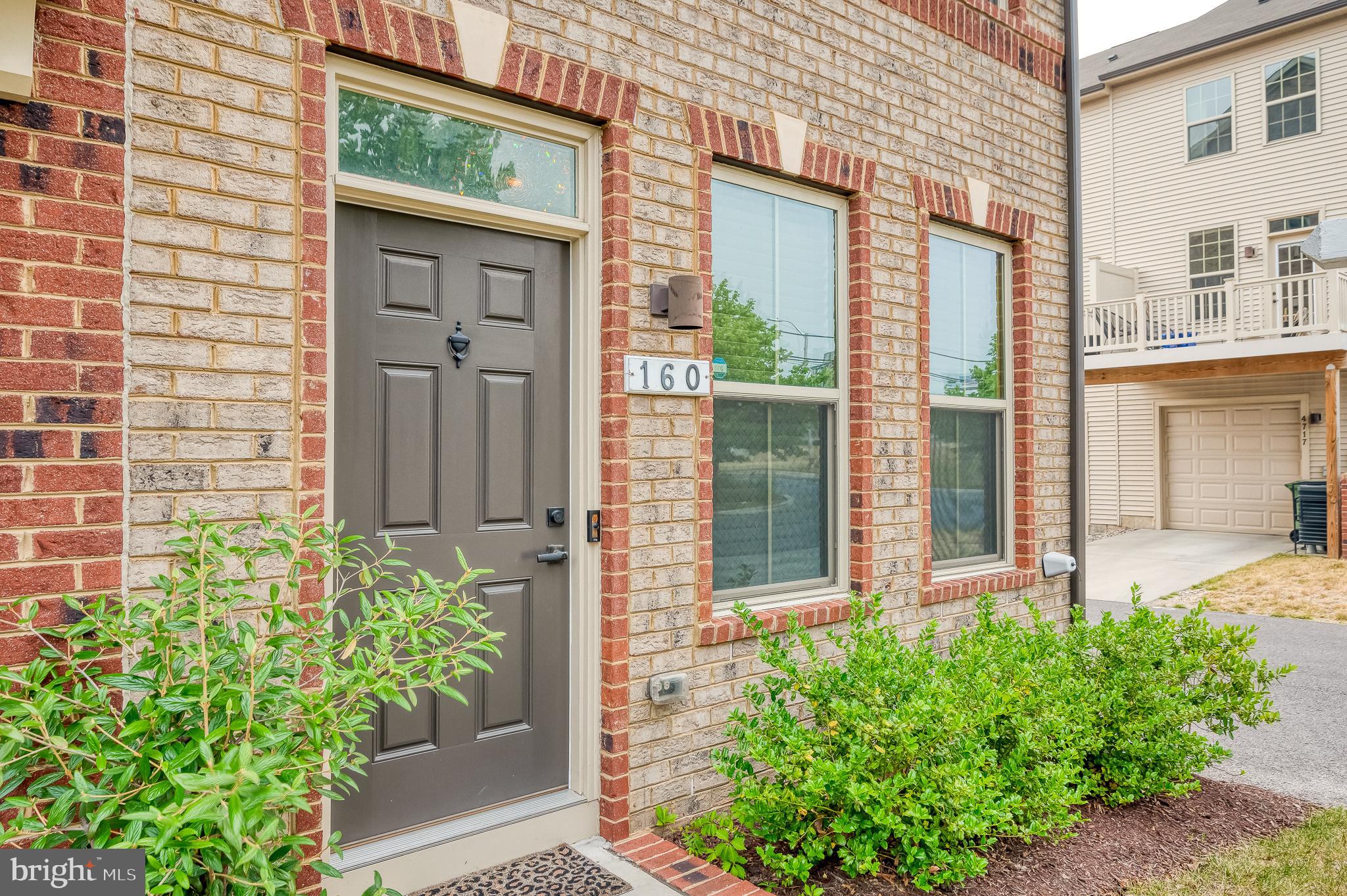 OLDHAM CROSSING - Residential