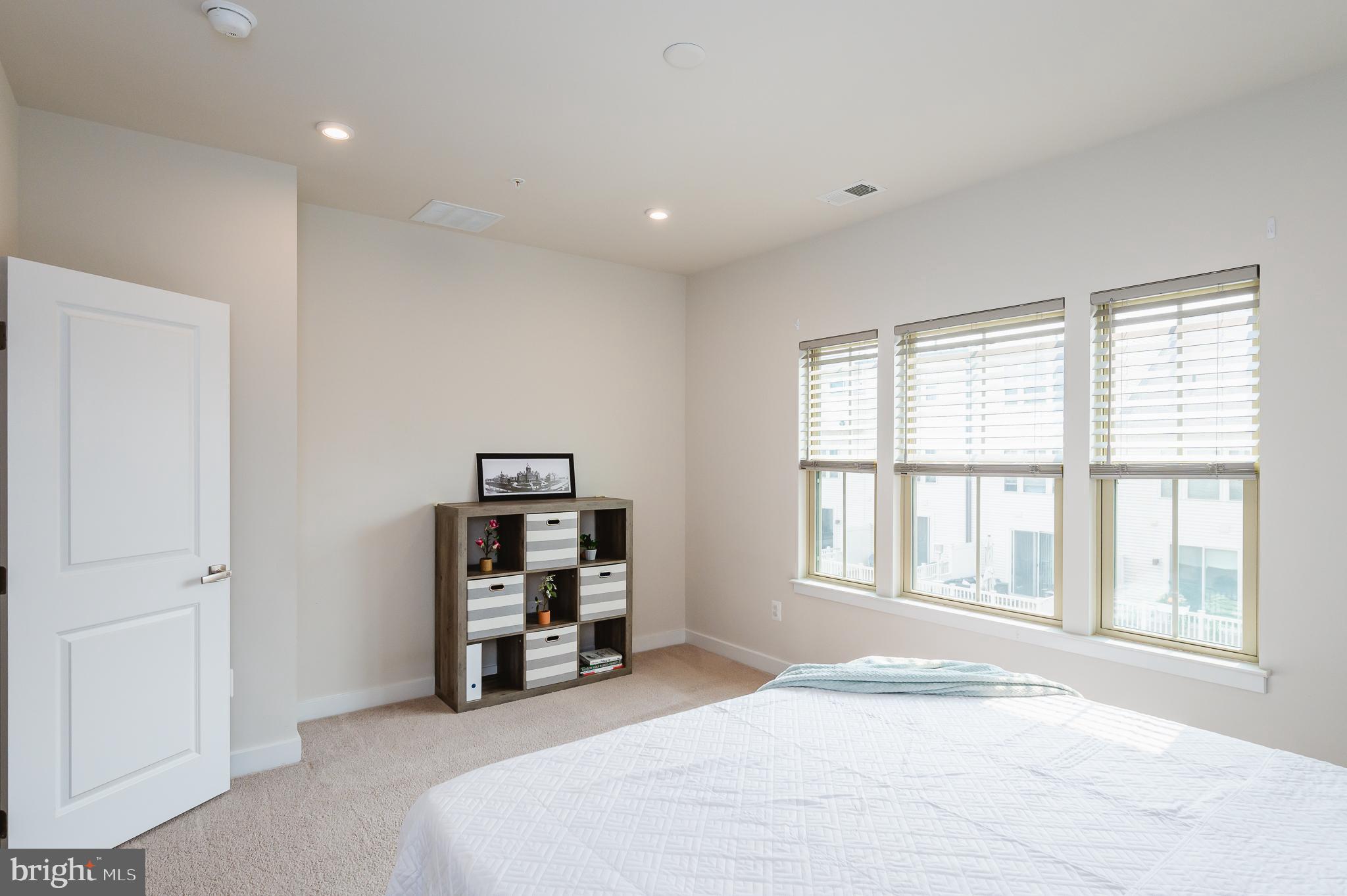 OLDHAM CROSSING - Residential