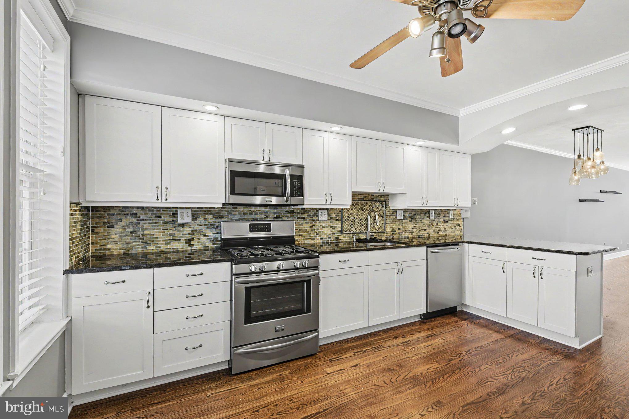 HIGHLANDTOWN - Residential