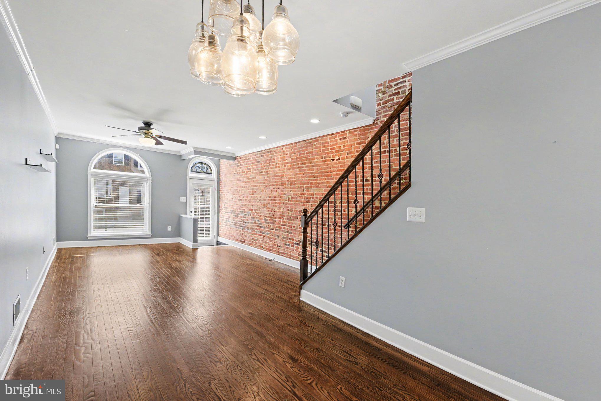 HIGHLANDTOWN - Residential