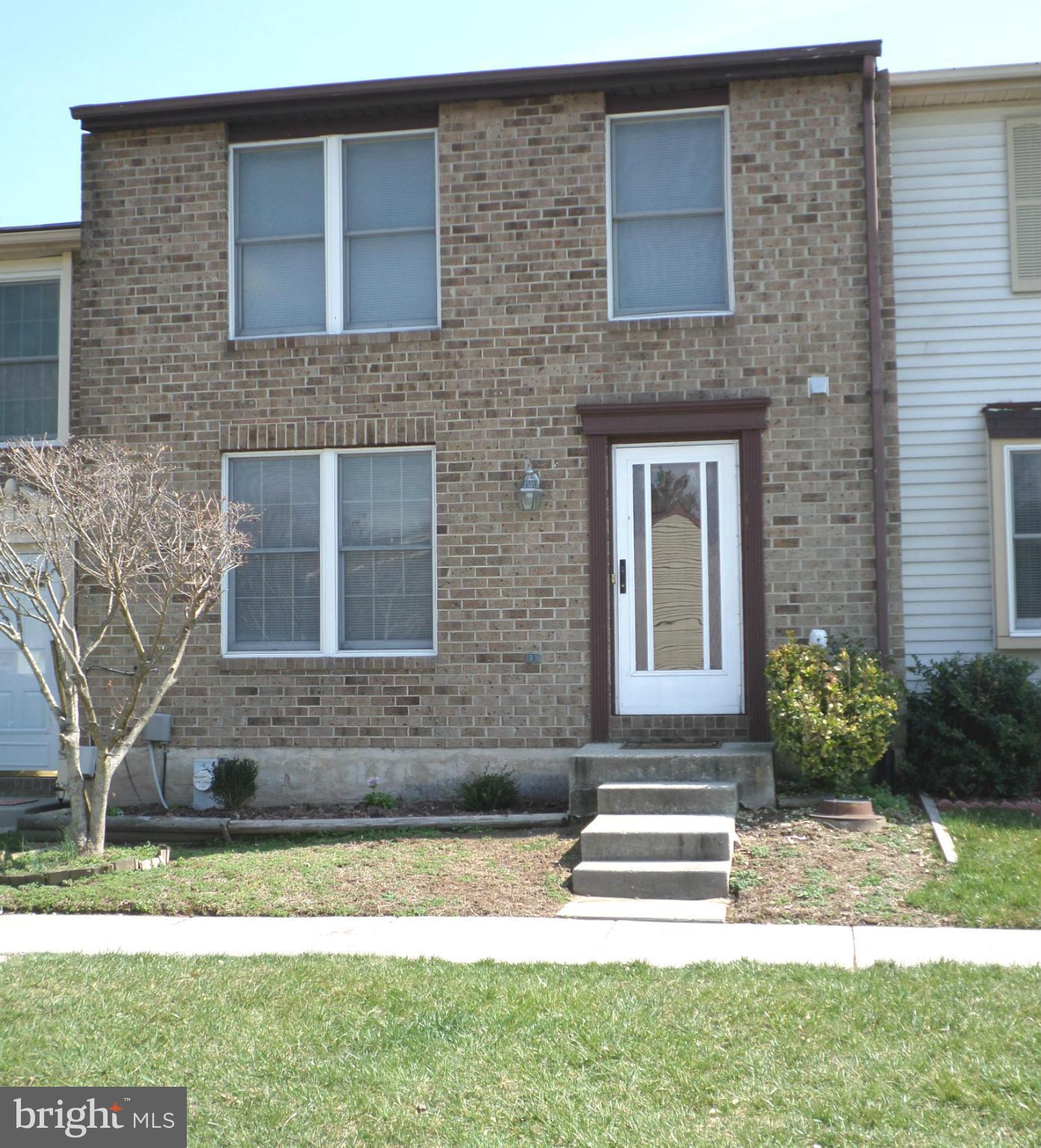 WOODS EDGE TOWNHOME CONDOMINIUMS - Residential