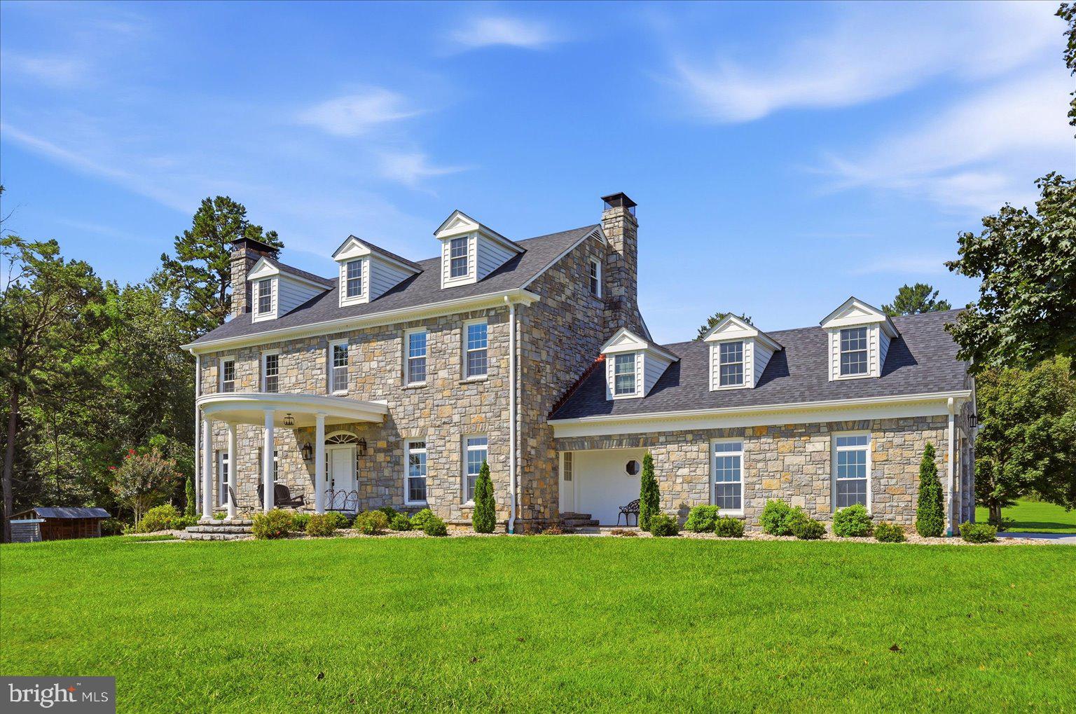 3817 TREASURE HILL