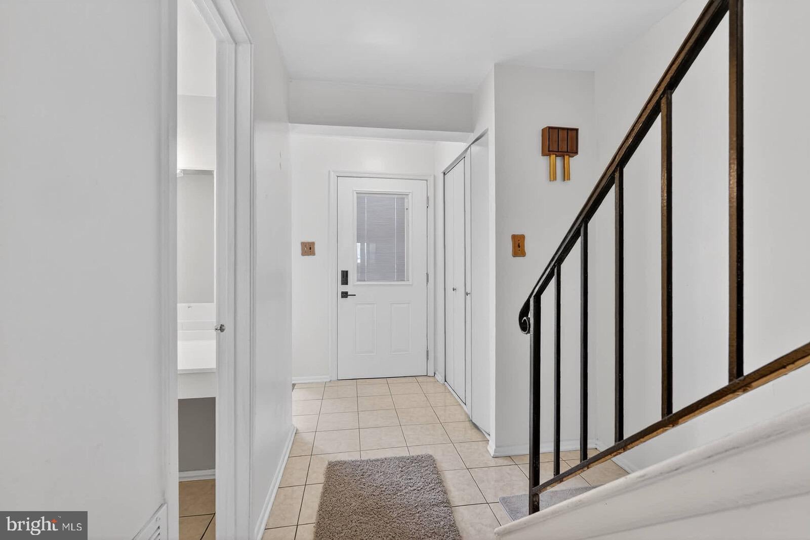 2430 SUN VALLEY CIRCLE 7-B