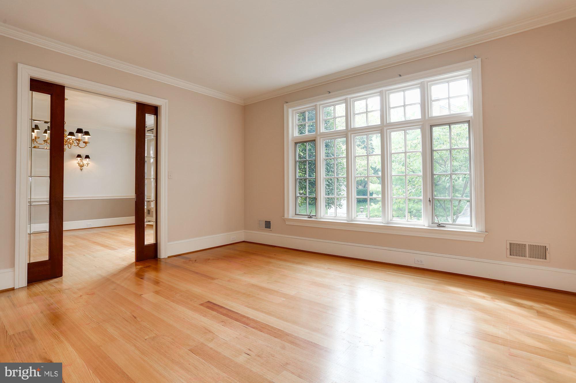 THE GLEBE - Residential