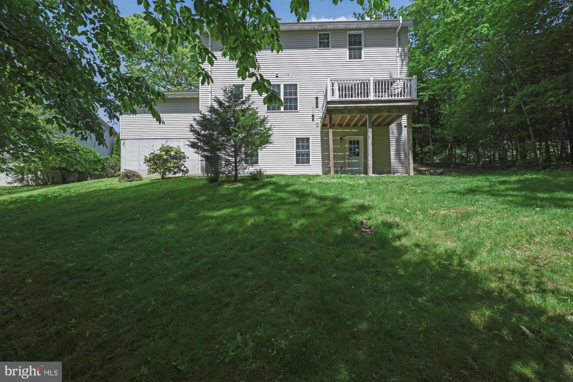 LAKE WYNONAH - Residential