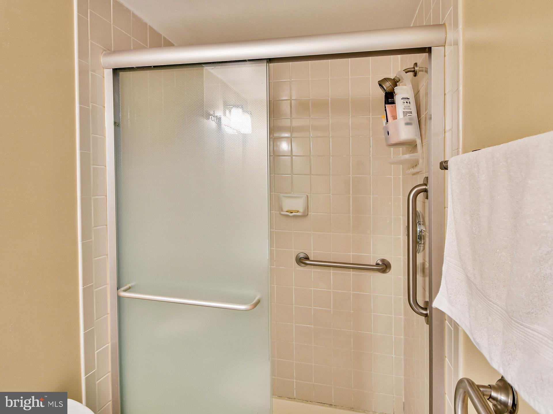 GROSVENOR PARK - Residential